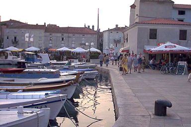 Nightlife Otok Cres