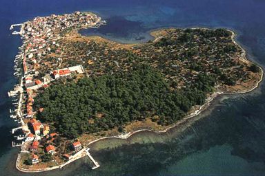 Active tourism Brodarica and island Krapanj