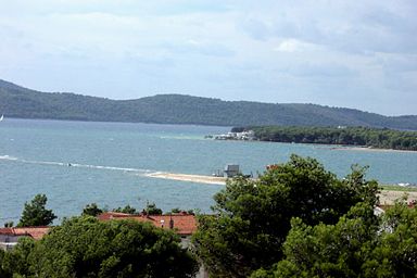 Brodarica e l`isola di Krapanj