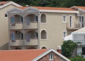 Baron Apartments Sveti Stefan | Cipa Travel