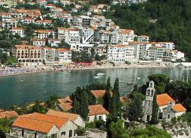 Apartmani Secret Garden Sveti Stefan | Montenegro | Cipa Travel