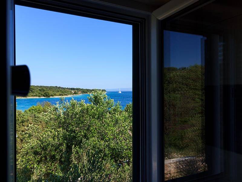 Kuća za odmor sa bazenom 30 m od plaže Okrug Gornji, Čiovo 