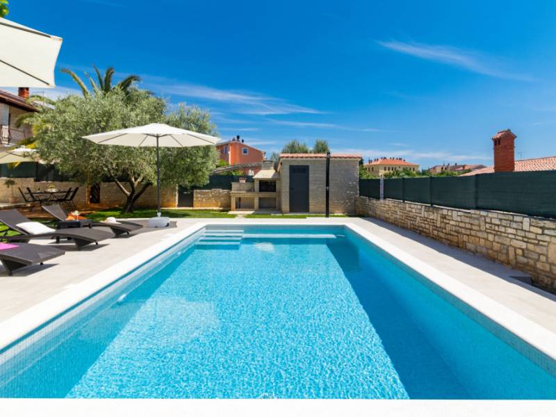 Vakantiehuis met zwembad Galizana, Pula, Istrië 