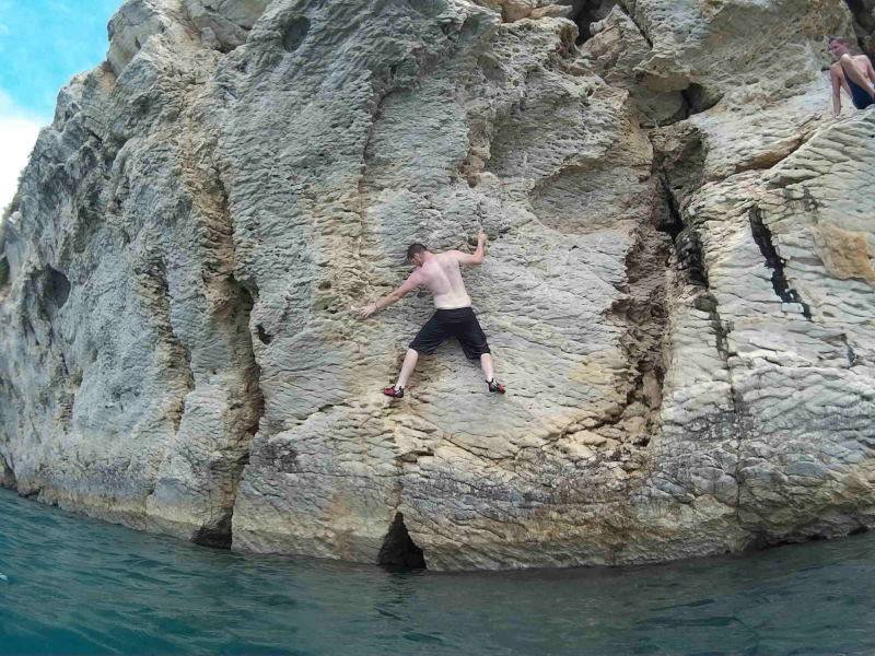 Deep Water Solo & Cliff jumping, Split, Dalmatia, Croatia 