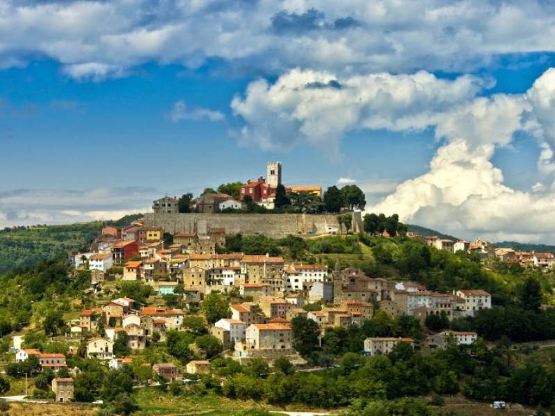 Tečaj risanja portreta, Motovun, Istra, Hrvaška 