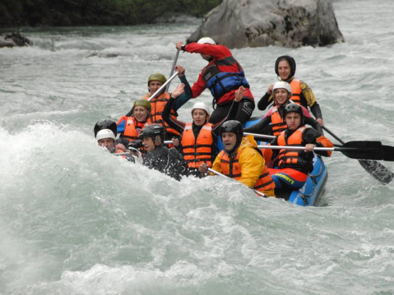 Rafting Tarom z eno nočitvijo 