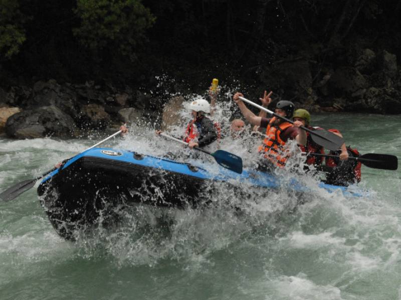 Rafting Tarom z eno nočitvijo 