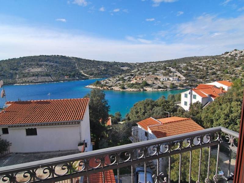 Ferienwohnungen mit Pool in Sevid, Trogir, Dalmatien, Kroatien 