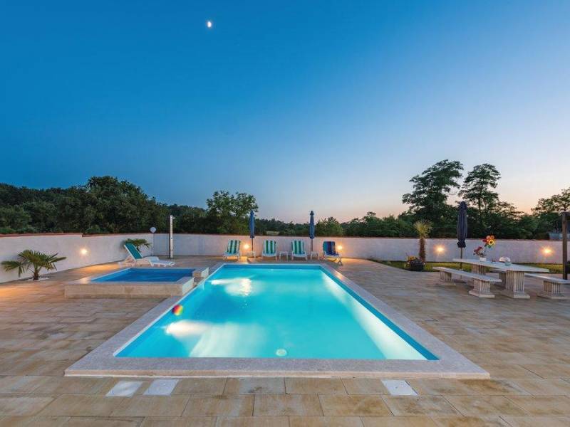 Casa vacanze con piscina in Zminj, Istria, Croazia 