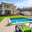 Villa  medencével Rakalj, Pula, Isztria, Horvátország 