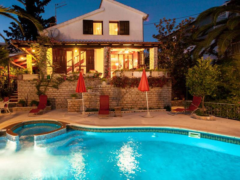 Maison de vacances avec piscine Seget Vranjica, Trogir, Dalmatia, Croatie 