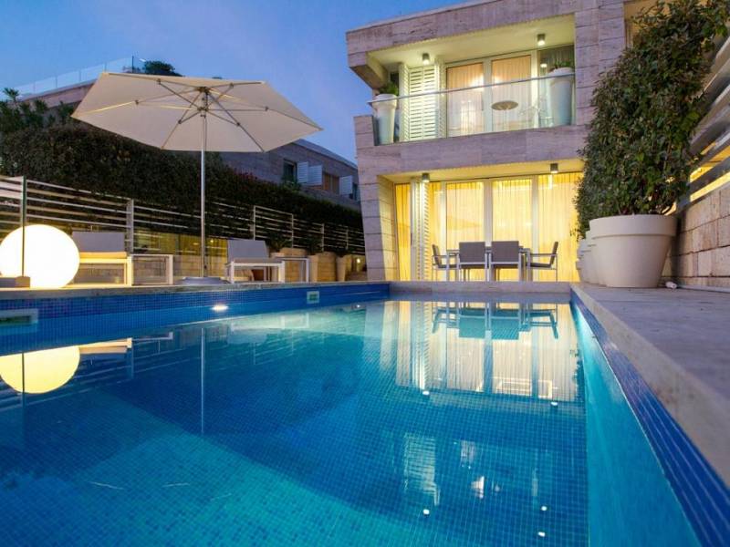 Luxus villa medencével, közvetlenül a tengerparton, Petrcane, Zadar, Dalmácia, Horvátország 