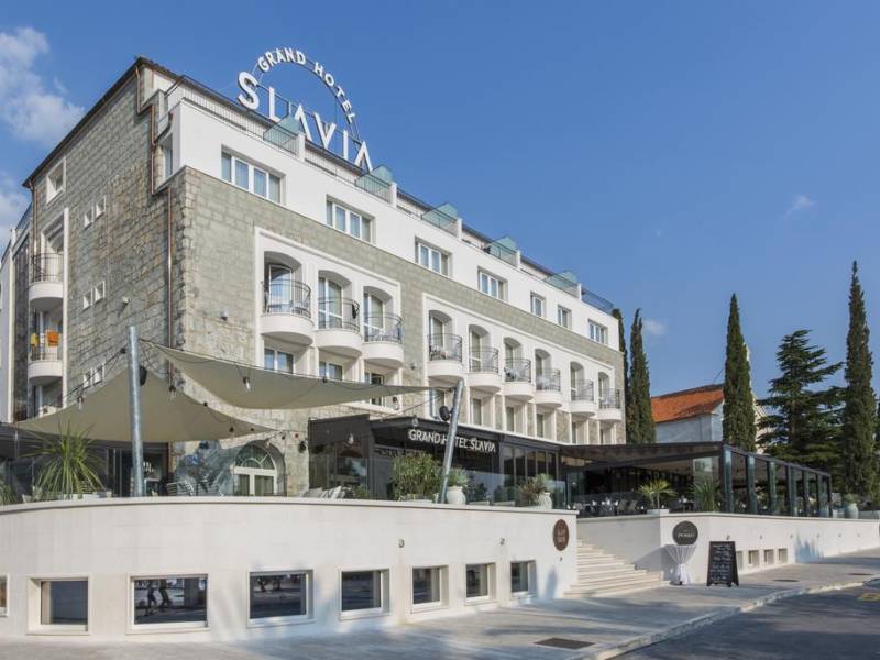 Grand Hotel Slavia, Baska voda, Dalmácia, Horvátország 