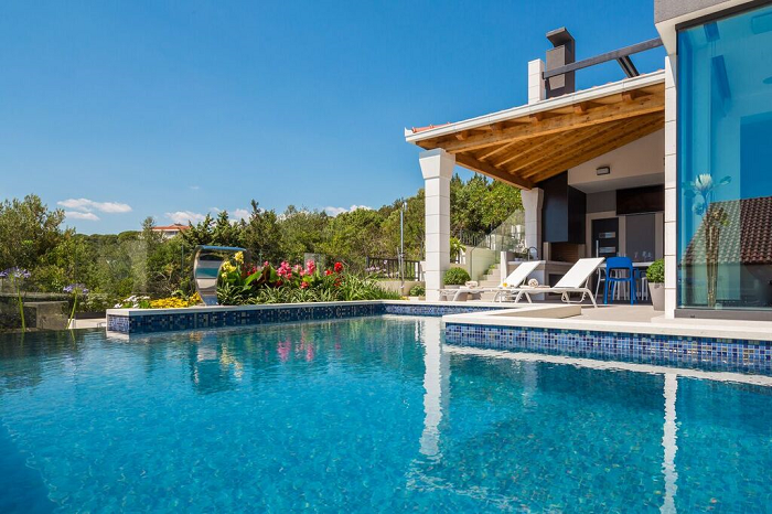 Luxusvilla mit Pool auf der Insel von Ciovo, Dalmatien, Kroatien 