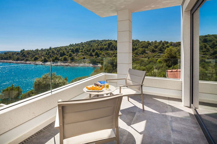 Villa de luxe avec piscine sur lîle de Ciovo, Dalmatie, Croatie 