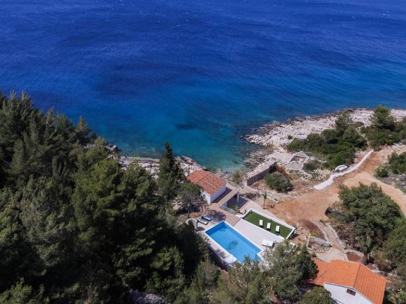 Luxusná vila s bazénom na ostrove Hvar, pri mori, Dalmácia, Chorvátsko 
