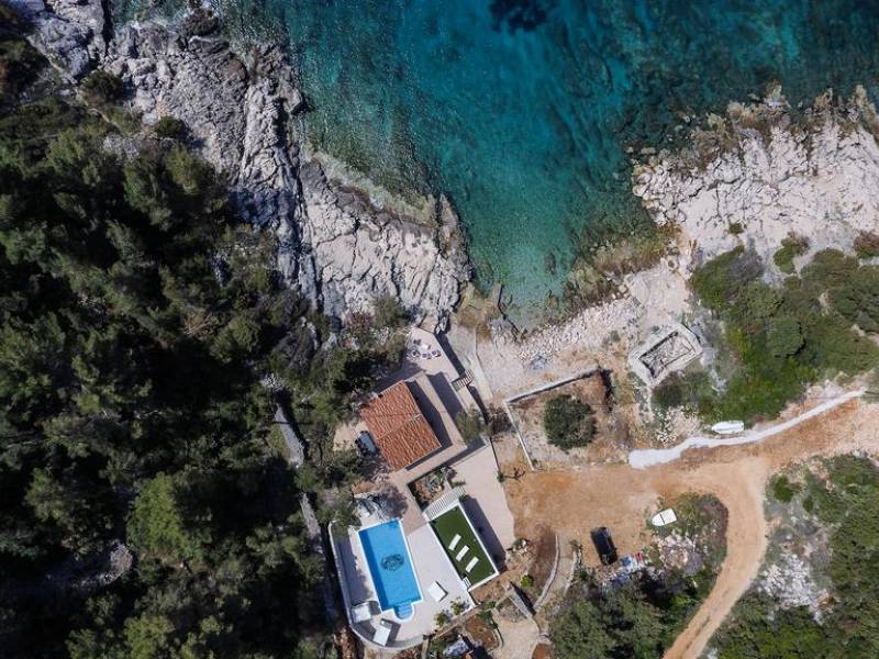 Luxusná vila s bazénom na ostrove Hvar, pri mori, Dalmácia, Chorvátsko 