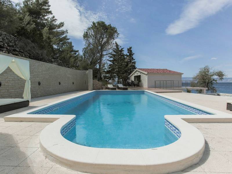 Luxusná vila s bazénom na ostrove Hvar, pri mori, Dalmácia, Chorvátsko 