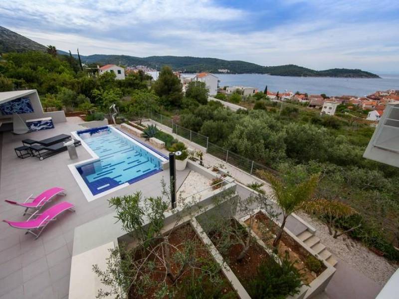 Luxusná vila s bazénom, výhľad na more, Vis, Dalmácia, Chorvátsko 