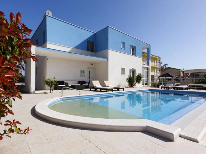 Luxus villa medencével és fitness terasszal, Podstrana, Split, Dalmácia, Horvátország 