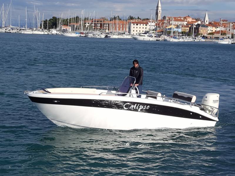 Rent a speedboat in Pula and Banjole 