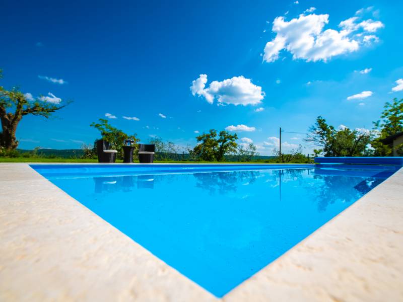 Villa Augustina, villa di lusso con piscina in Groznjan, Istria, Croazia 14m bazen Villa Augustina, villa di lusso con piscina in Groznjan, Istria, Croazia 14m bazen