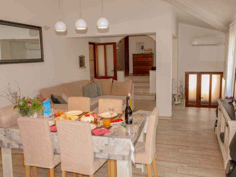 Počitniška hiša za 6 oseb v Valdebeku, 4 km od centra Pule, Istra, Hrvaška 
