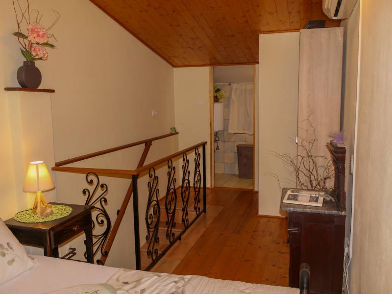 Holiday house for 6 person in Valdebek, 4 km from center Pula, Istria, Croatia 