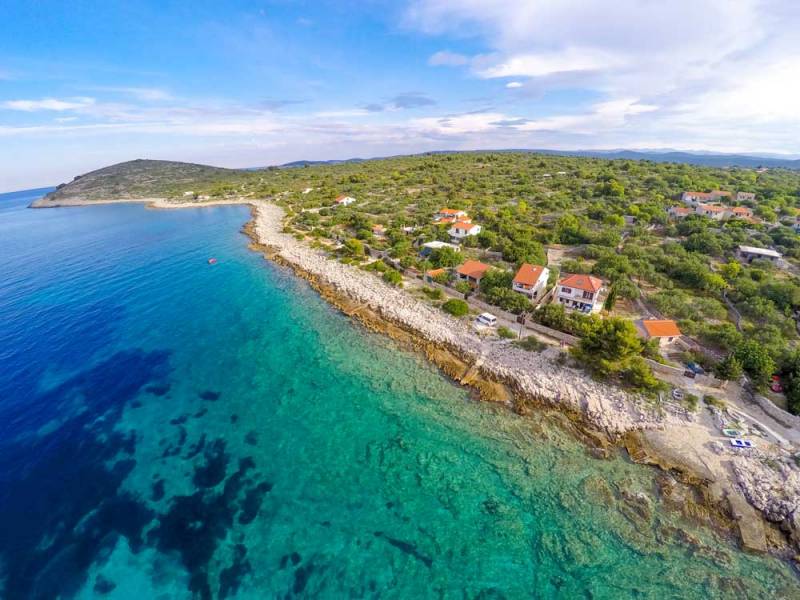 Villa Pearl of Adriatic con piscina privata, a 10 m dal mare, isola Drvenik Mali, Dalmazia 