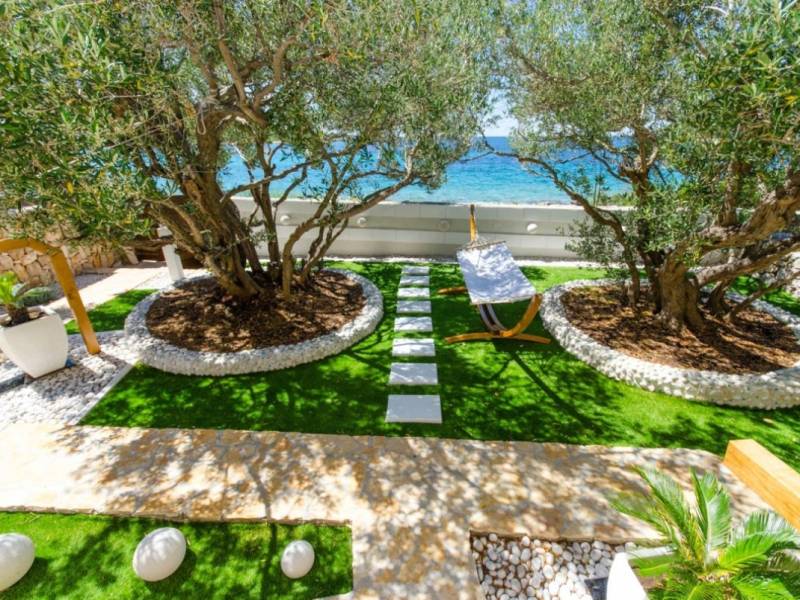 Villa Pearl of Adriatic z zasebnim bazenom, 10 m od morja, otok Drvenik Mali, Dalmacija 