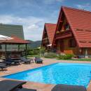 Ferienhäuser Crni Lug mit Pool, Sauna und Jacuzzi, Gorski Kotar, Kroatien 