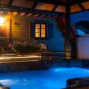 Ferienhäuser Crni Lug mit Pool, Sauna und Jacuzzi, Gorski Kotar, Kroatien 