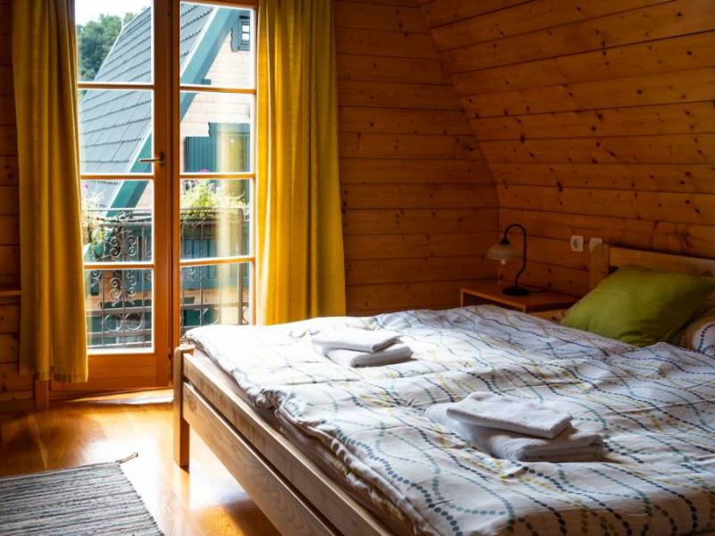 Huizen Crni Lug met zwembad sauna en jacuzzi, Gorski Kotar, Kroatië 