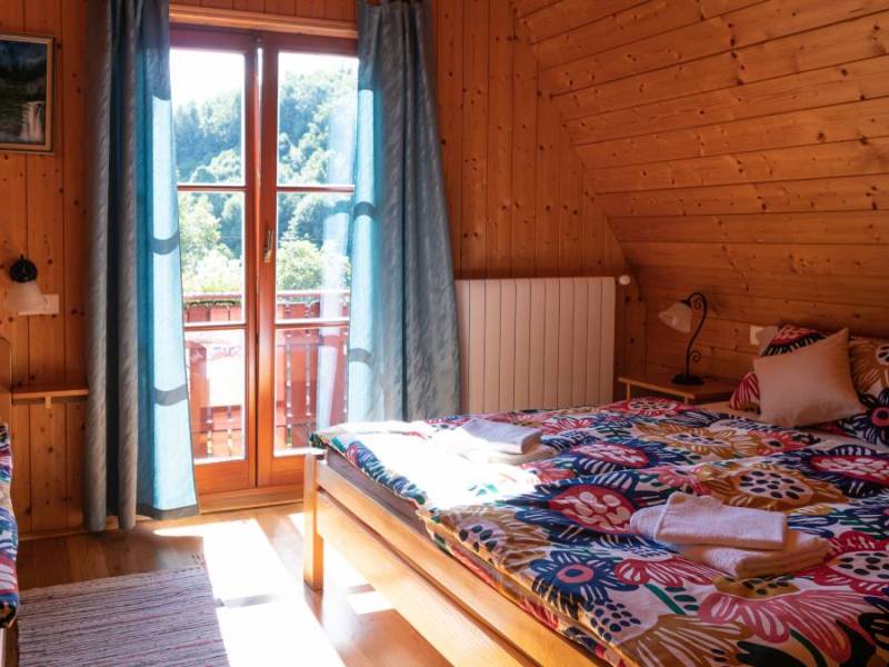 Huizen Crni Lug met zwembad sauna en jacuzzi, Gorski Kotar, Kroatië 