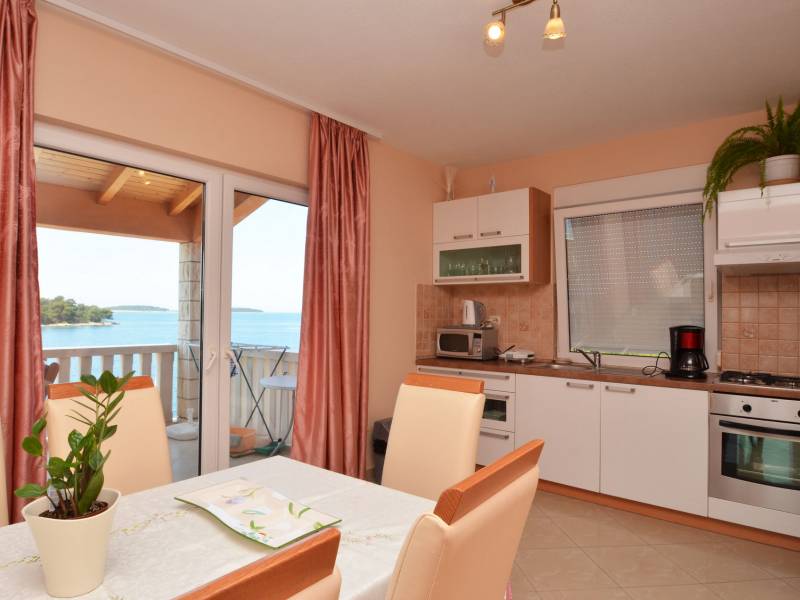 Appartements Karbuni à Korcula, directement sur la mer, Dalmatie, Croatie 