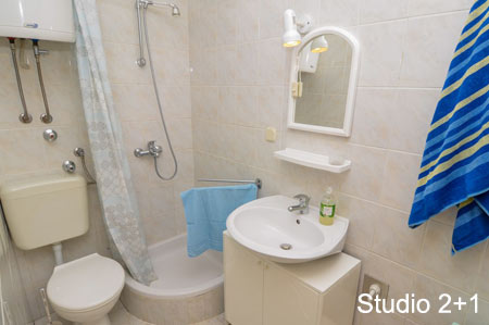 Apartmani Romansa, 30 m from the sea Apartmani Romansa, 30 m from the sea