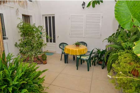 Apartmani Romansa, 30 m from the sea Apartmani Romansa, 30 m from the sea
