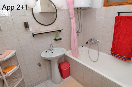 Apartmani Romansa, 30 m from the sea Apartmani Romansa, 30 m from the sea