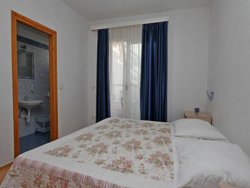 Apartments Glucina, Drasnice, Dalmatia, Croatia 