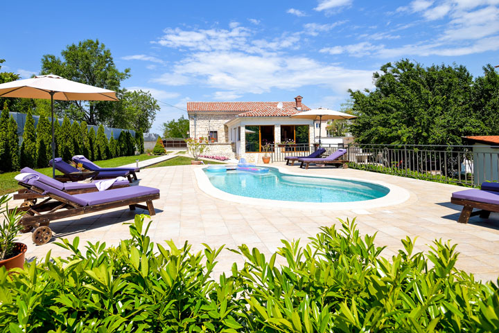 Vila s bazénom Nedescina, Rabac, Istria, Chorvátsko 