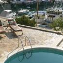 Villa dalmate avec piscine, Sumartin, lîle Brac, Dalmatie, Croatie 