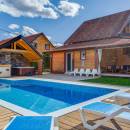 Wellness Ferienhaus mit Pool in Gorski Kotar 