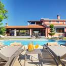 Holiday house with pool in Veli Vrh, Pula, Istria 