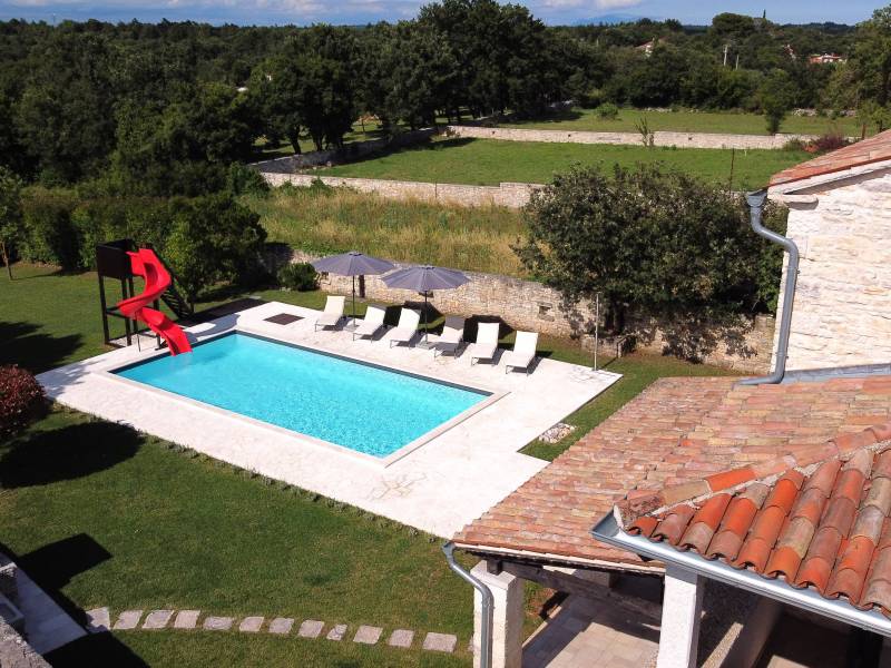 Holiday house with pool in Kanfanar, Rovinj, Istria 