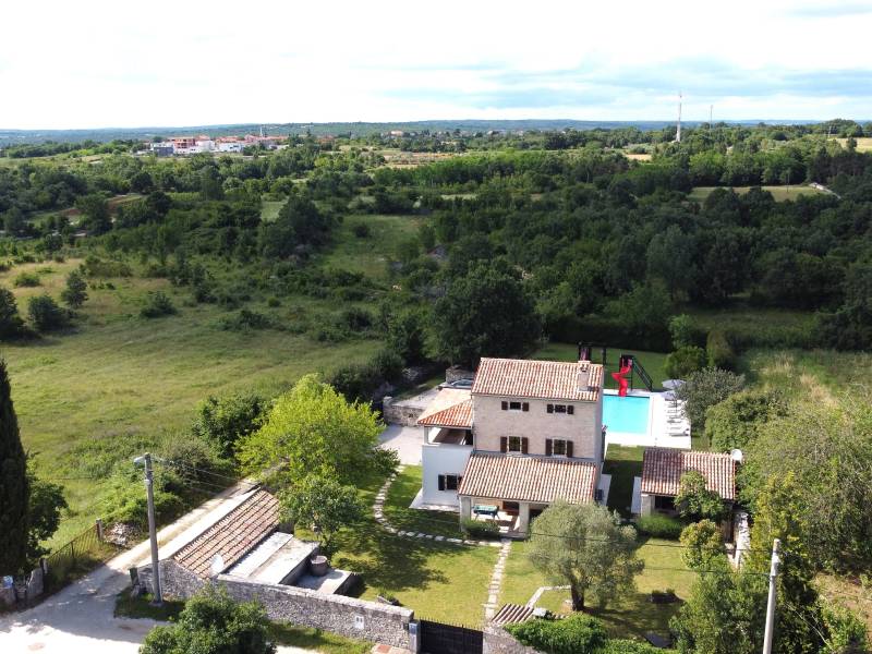 Holiday house with pool in Kanfanar, Rovinj, Istria 