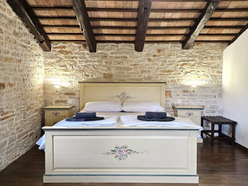 Holiday house with pool in Kanfanar, Rovinj, Istria 