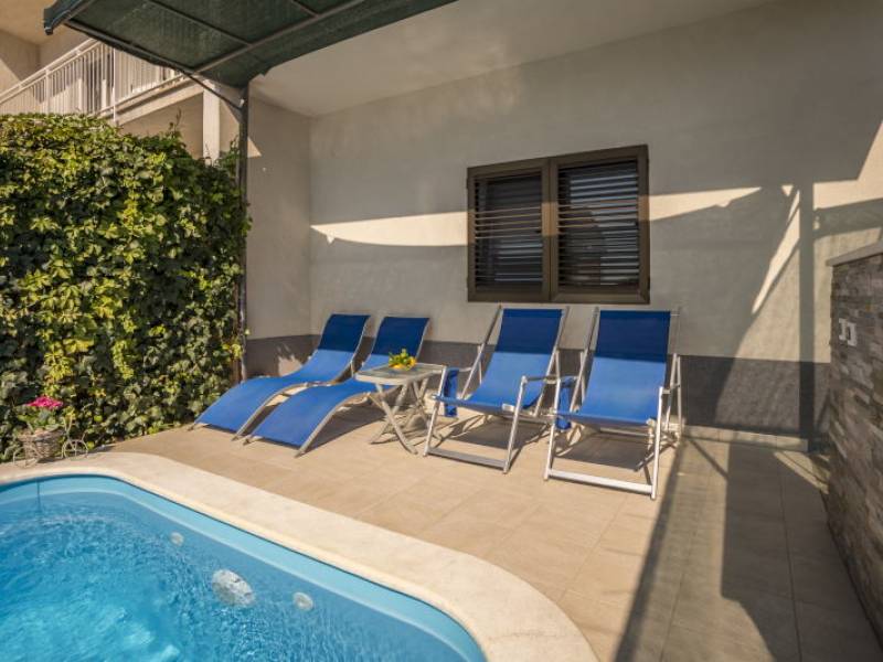 Casa vacanze con piscina in Podstrana, Split, Dalmazia, Croazia 