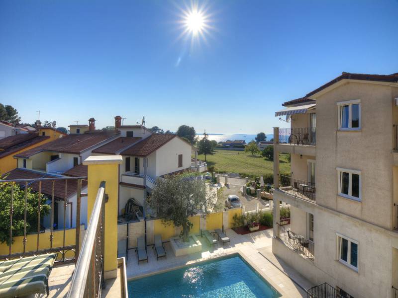 Ferienwohnungen Villa Nina mit Pool in Fazana, Istrien, Kroatien 