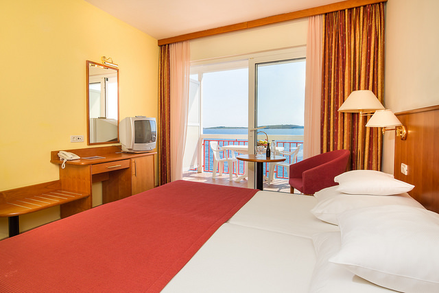 Hotel Zora, Primošten, Hrvaška Hotel Zora, Primošten, Hrvaška