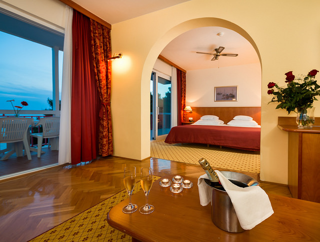 Hotel Zora, Primošten, Hrvaška Hotel Zora, Primošten, Hrvaška